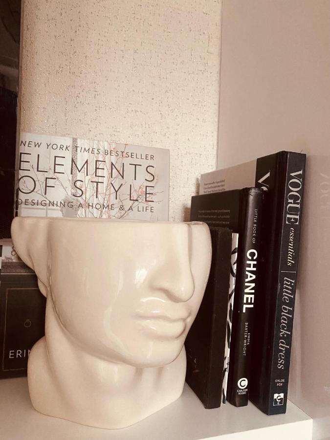 Fully Equipped In The Heart Of - Area Champs Elysées Appartamento Parigi